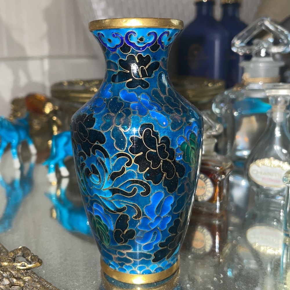 Gorgeous Vanity Vase